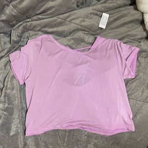 I’m selling a brand new American Eagle top. It still has tags on it.